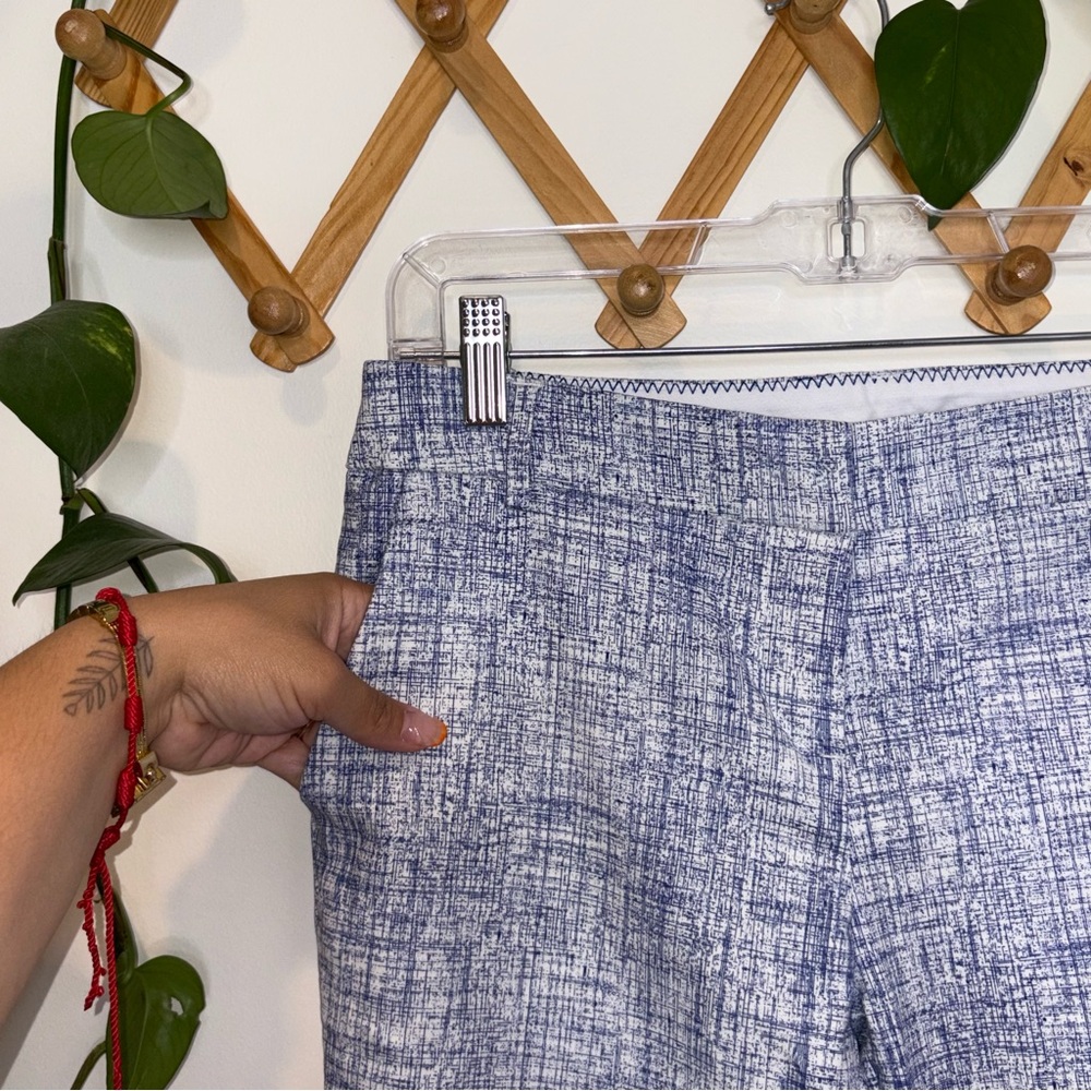 Katherine Barclay Blue Pattern Crop Preppy Trouser - Picture 4 of 10